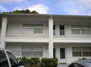 126 Brandywine Dr, Largo, FL 33771