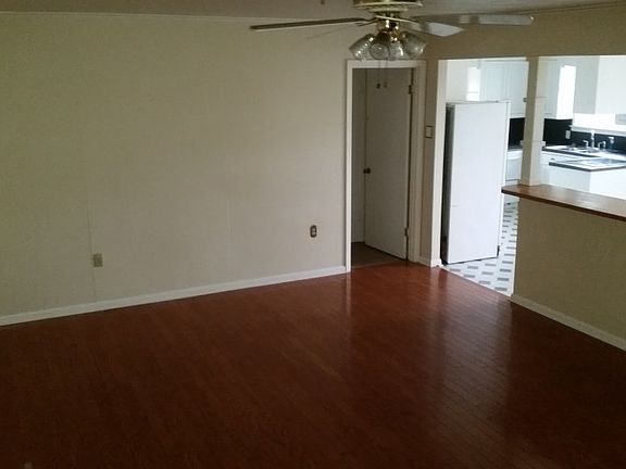 5th image of 2008 Evangeline Dr