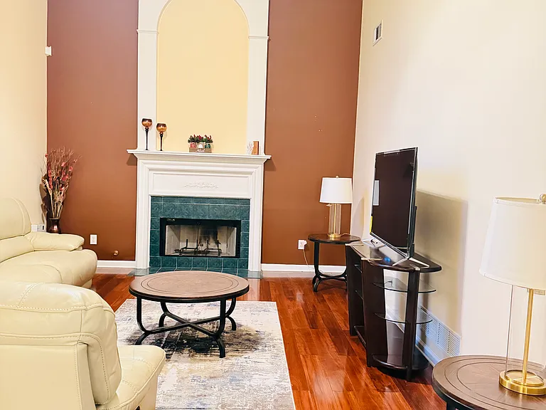 11075 Regal Forest Dr — Photo 15