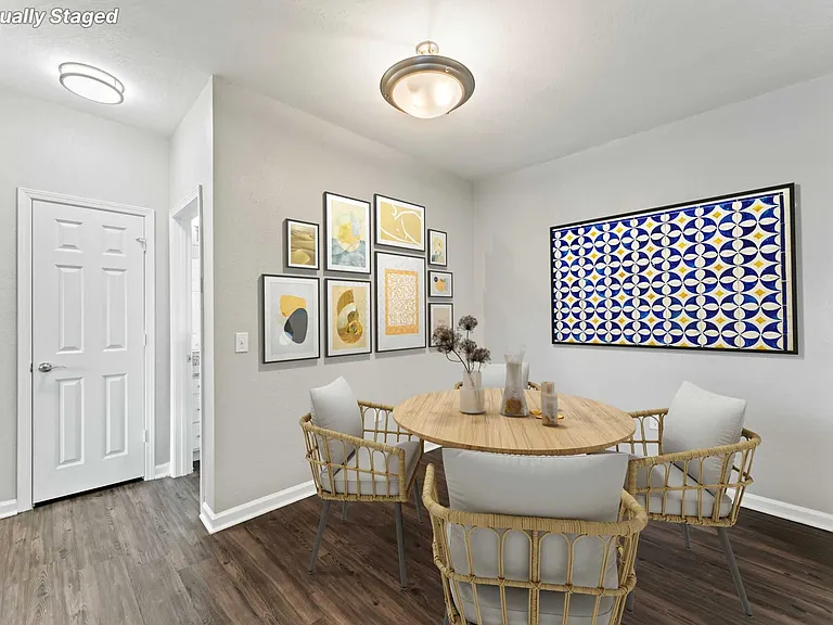Eden's Edge Apartments — Photo 22