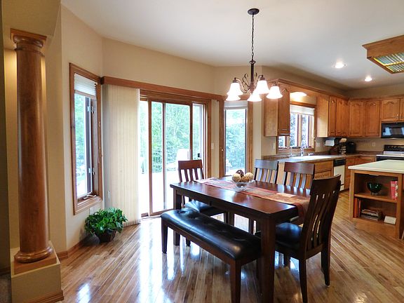 3rd image of 1466 Waterford Dr