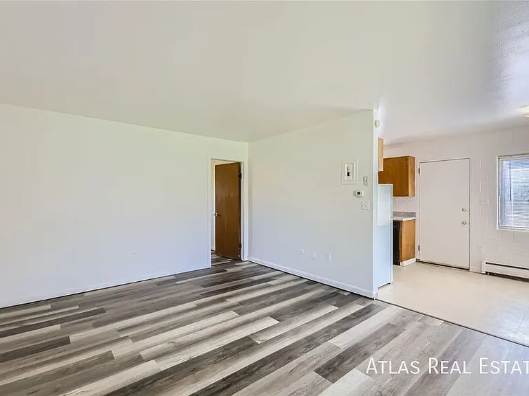 708 E Alpert Ct #6 — Photo 1