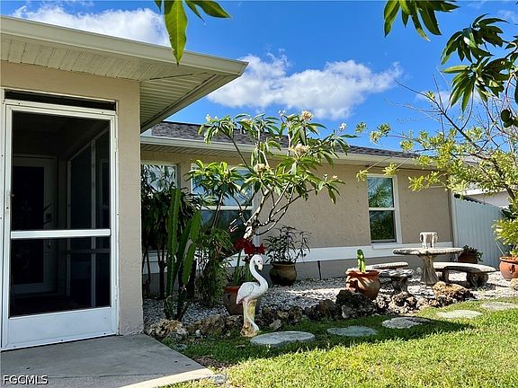2nd image of 702 SW 25th St
