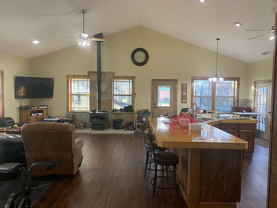 Large vaulted main area