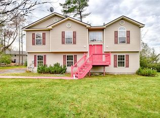 16 Banbury Ct, Rock Hill, NY