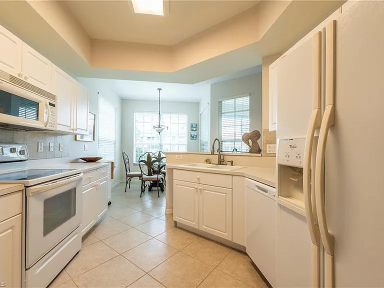 15150 Royal Windsor Ln #1403 — Photo 12