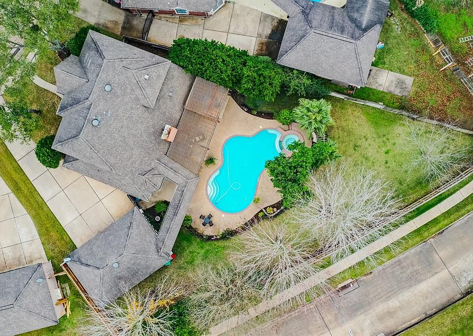 1st image of 7022 Glenwood Dr