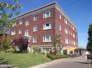 1902 Bigelow Ave N APT 103, Seattle, WA 98109