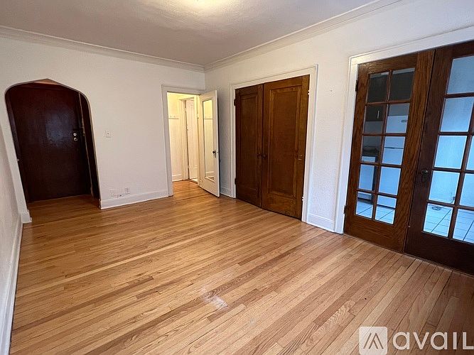 1st image of 5439 W Martin Dr #204