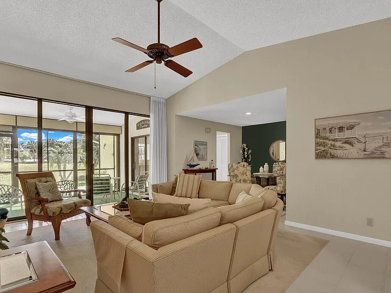 4004 SW Osprey Creek Way — Photo 37