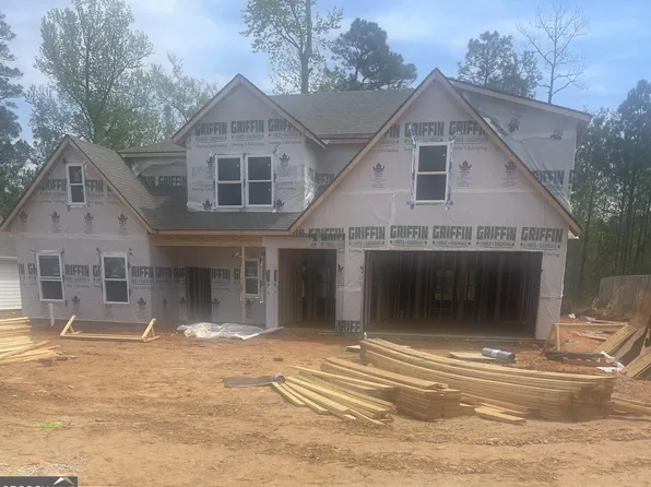 635 Whispering Pines Dr, Macon, GA 31211