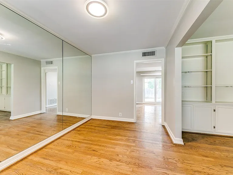 6545 Winton St — Photo 7