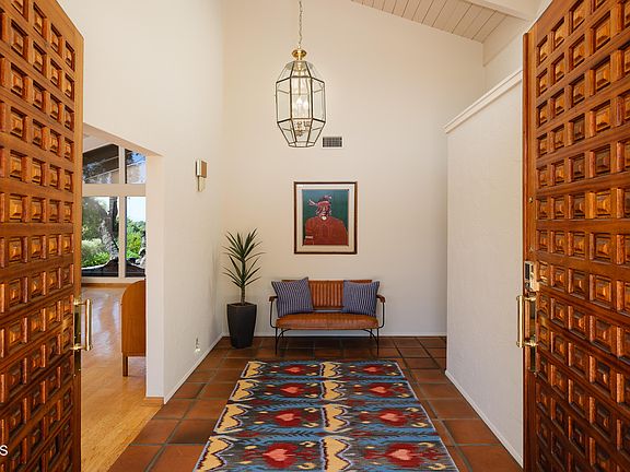 4th image of 1224 S Montezuma Way