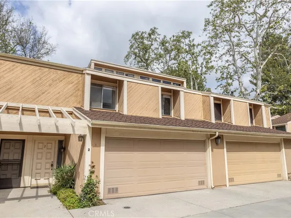 10111 Melinda Way Unit 2, Northridge, CA 91325