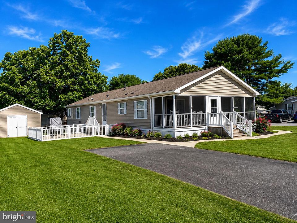 1st image of 34202 Black Pine Ln #947