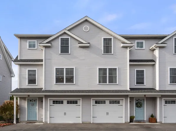 18 Mariner Way #18, Newport, RI 02840