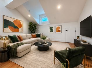 439 Sackett St #4I, Brooklyn, NY 11231