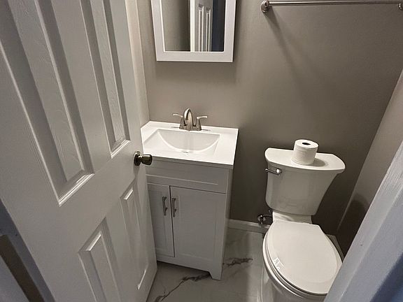 5th image of 13720 Penwith Ct