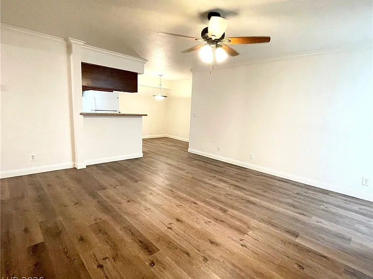 3135 S Mojave Rd #221 — Photo 3