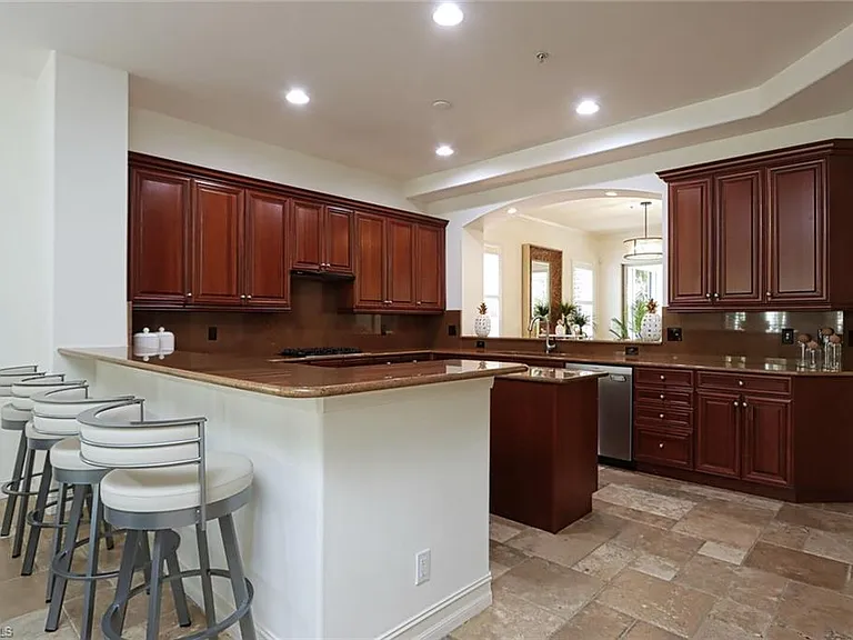 2868 Tiburon Blvd E #102 — Photo 12