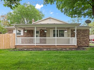 508 Chamberlain St APT 8, Flushing, MI 48433