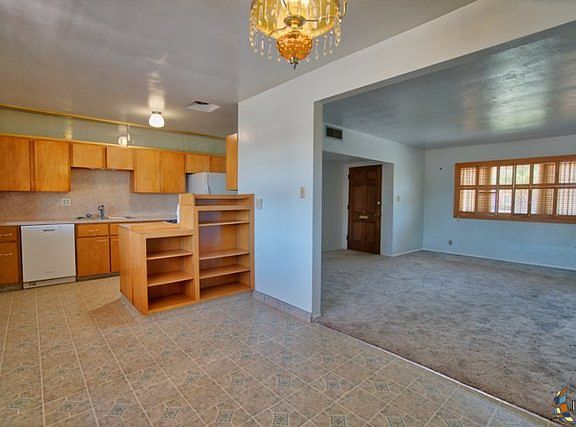 3rd image of 626 Smoketree Dr