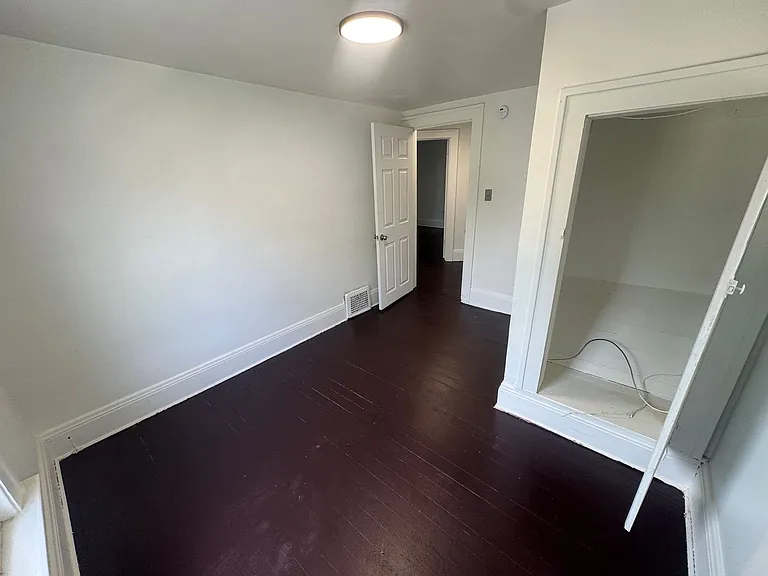 2342 16th St SW — Photo 8