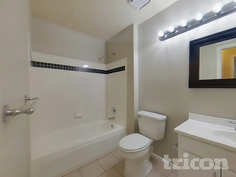 995 Cobblestone Dr — Photo 11