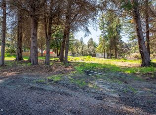 32625 Happy Ln, Fort Bragg, CA 95437