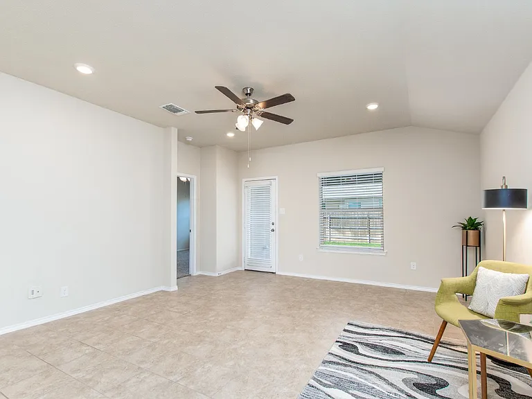 2516 Bargello St — Photo 2