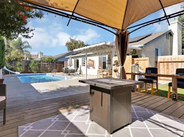 2950 S Rose Brook Dr, Riverbank, CA 95367