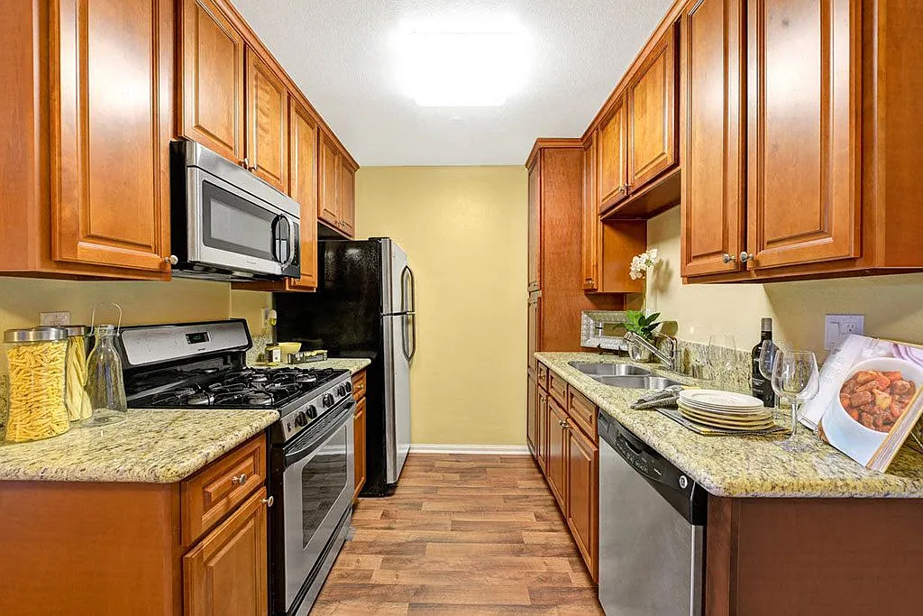 Sunbow Villas — Photo 2