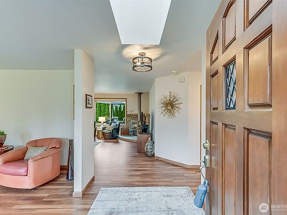 5th image of 28921 186th Avenue SE