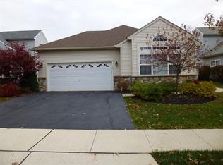 32 Renaissance Blvd, Somerset, NJ 08873