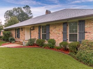3858 Lake Latania Cir, Baton Rouge, LA 70816