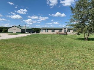 2591 E 1800 North Rd, Moweaqua, IL 62550