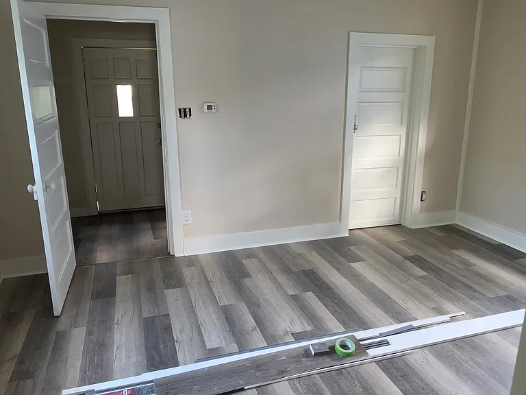 23077 Jacob St — Photo 2