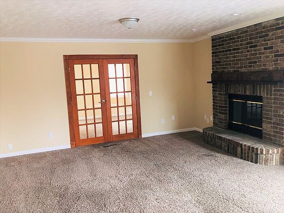 5th image of 861 Broad Oak Dr