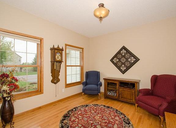 2nd image of 13865 Flagstaff Ave