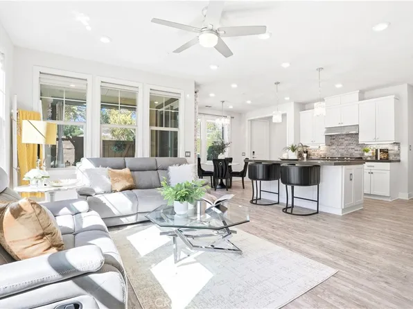 169 Garcilla Dr, Mission Viejo, CA 92694