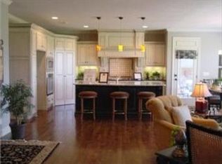 11205 W 164th St, Overland Park, KS 66062