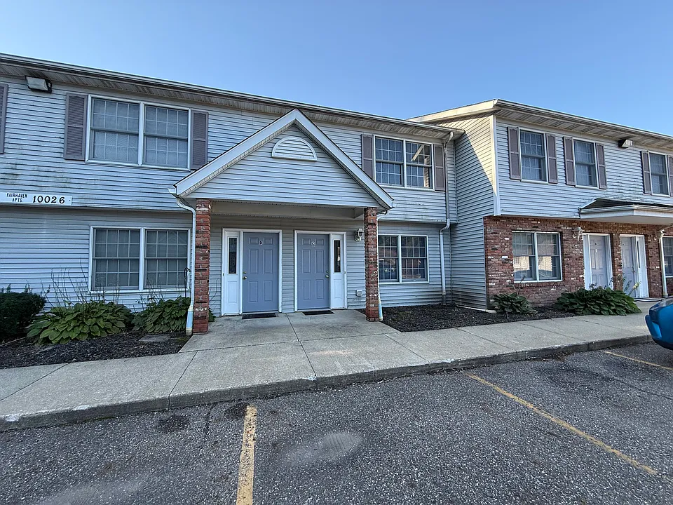 Pinnacle Townhomes