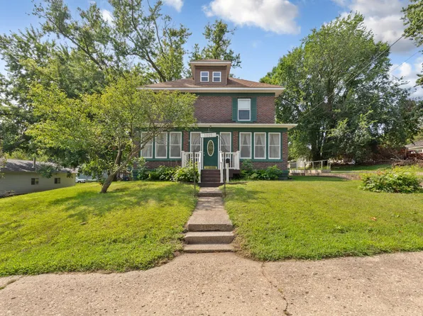 1009 South St, Jackson, MN 56143