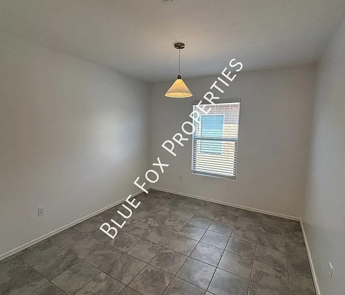 98 E Manor View Rd — Photo 7