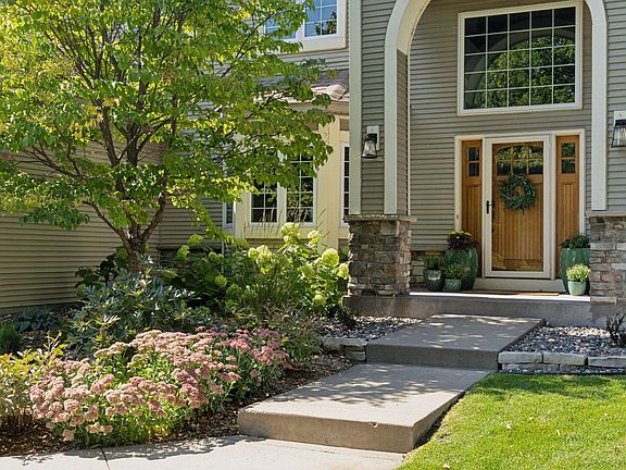 5th image of 3975 Zanzibar Ln N
