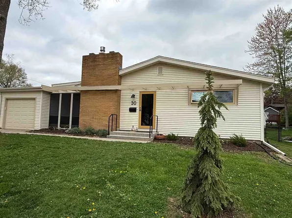 30 Montrose Ave, Iowa City, IA 52245
