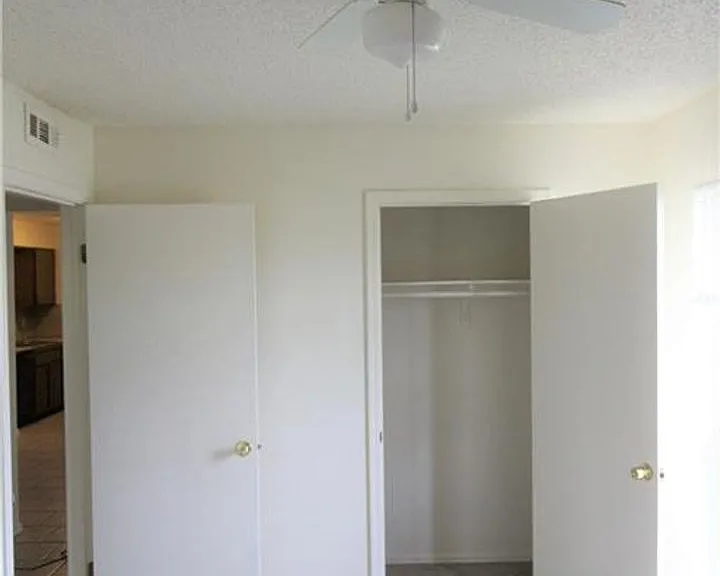 901 S Highway 77 — Photo 2
