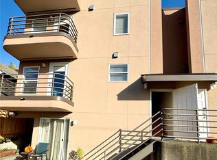 3216 14th Ave W APT 207, Seattle, WA 98119