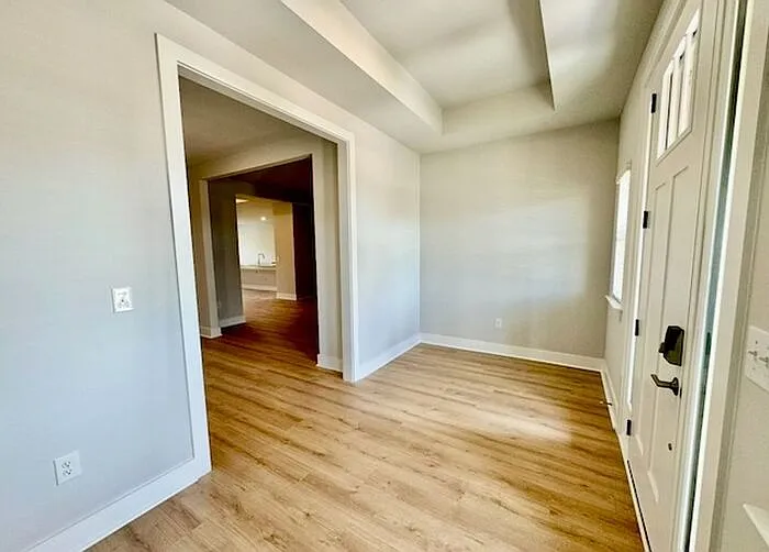 207 John Clift Cir — Photo 3
