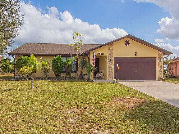 2nd image of 2543 SE Price Court